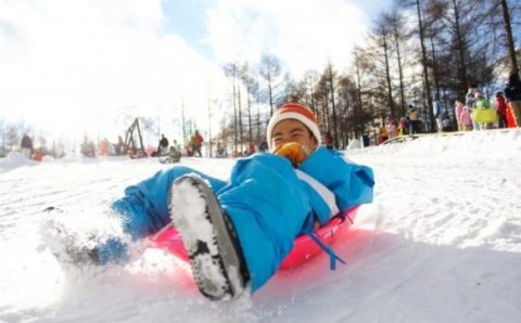 はじめての雪遊び