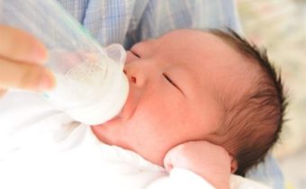 乳児用液体ミルク